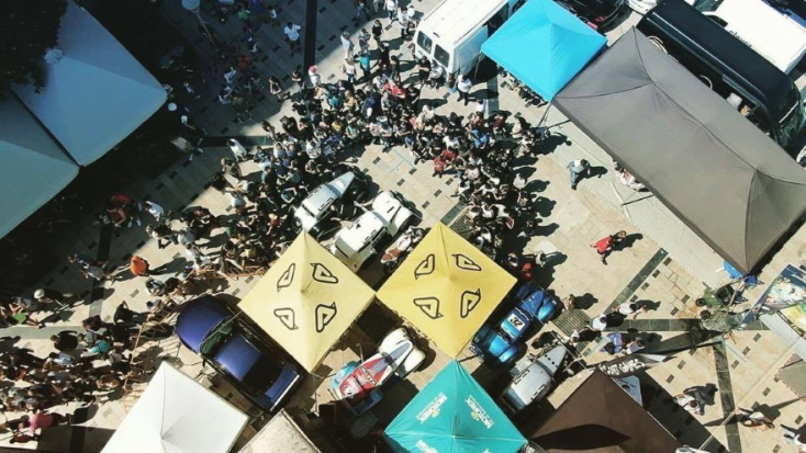 Fanny Flutters Racing Team