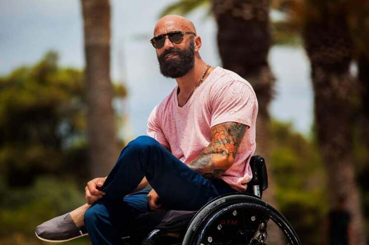 Μάκης Καλαράς