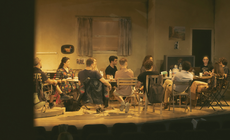 Οι συντελεστές της παράστασης Φιλουμένα Μαρτουράνο στην πρώτη ανάγνωση