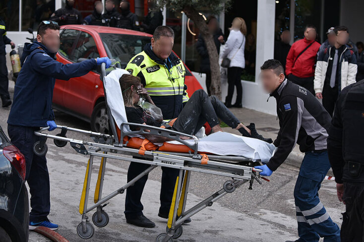 Στις φλόγες ξενοδοχείο στη Συγγρού - Απεγκλωβίστηκαν άτομα