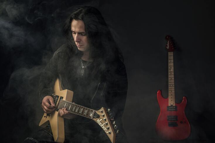 O κιθαρίστας και ιδρυτής των Firewind, Gus G 