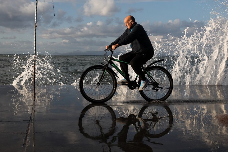 Μετά τη βροχή, στογμιότυπο από την παραλία του Φλοίσβου