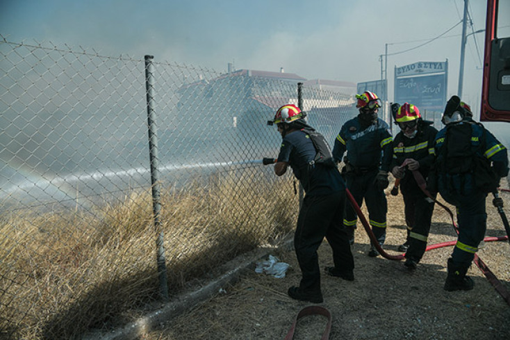 ΠΥΡΚΑΓΙΑ ΣΤΗΝ ΚΕΡΑΤΕΑ