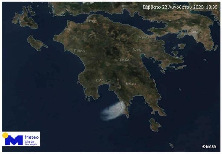 Ορατή από το Διάστημα η μεγάλη φωτιά στη Μάνη - Δορυφόρος της NASA κατέγραψε τον πυκνό καπνό