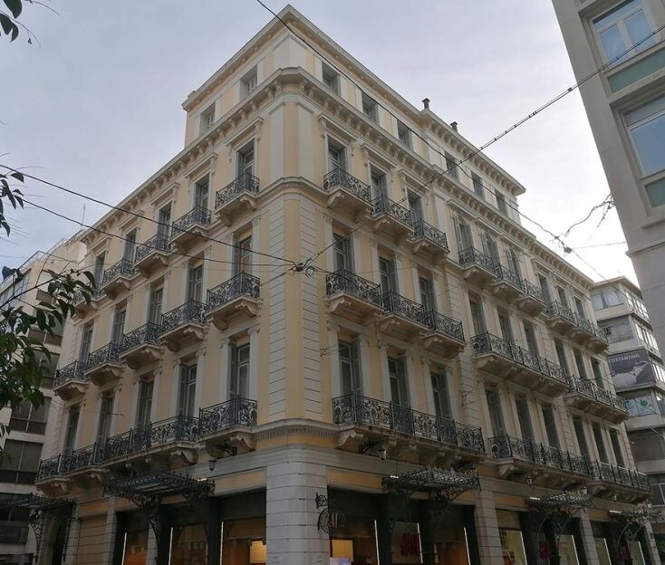 Ερμού 11 &amp; Βουλής. Εδώ ήταν το ξενοδοχείο TOURIST