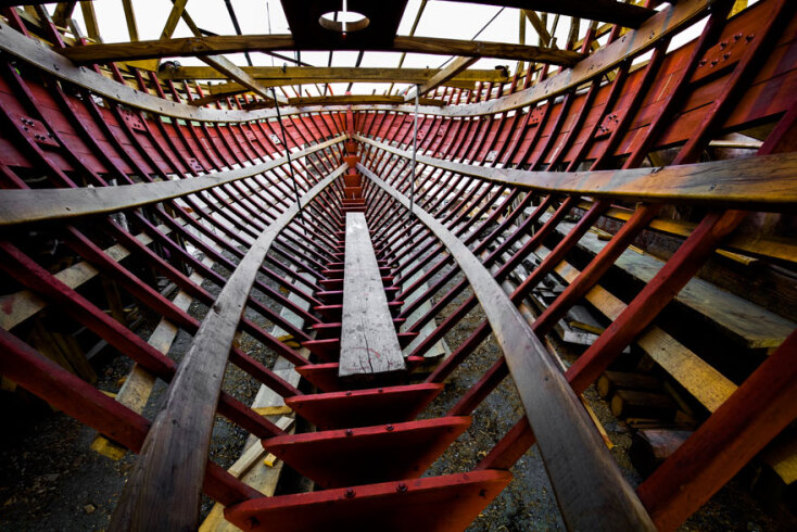 Γιώργος Στεφανίδης, Σκαριά - Θεμέλια