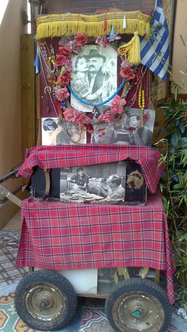 Λατέρνα στην οδό Ερμού