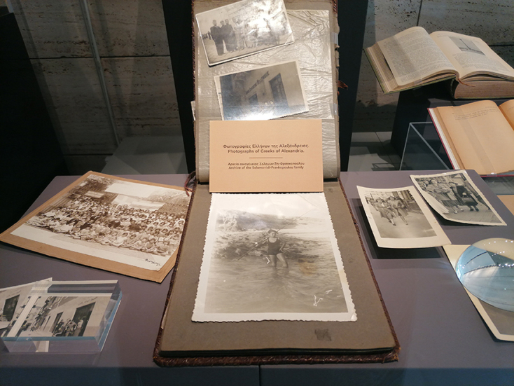 Φωτογραφίες Ελλήνων της Αλεξάνδρειας, από το αρχείο της Ε. Σολομωνίδη, Επικεφαλής Βιβλιοθηκάριος Γενναδείου Βιβλιοθήκης