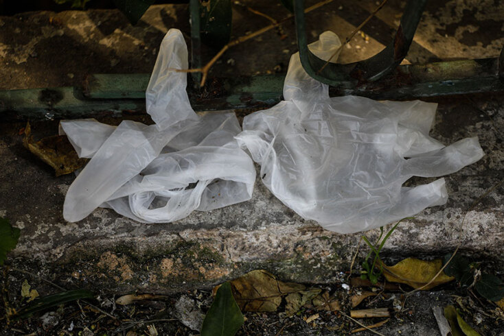 Τα γάντια μιας χρήσης μπορεί να προκαλέσουν εφησυχασμό στους πολίτες, προειδοποίησε ο λοιμωξιολόγος Σωτήρης Τσιόδρας