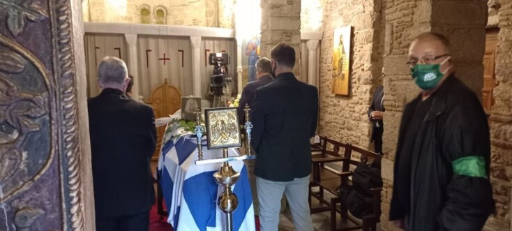 Η σορός της Φώφης Γεννηματά σε λαϊκό προσκύνημα στο παρεκκλήσι της Μητρόπολης Αθηνών