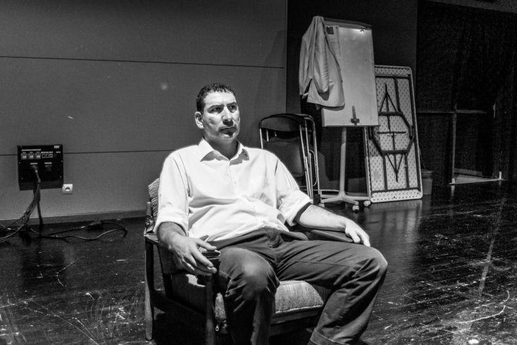 Γιάννης Οικονομίδης