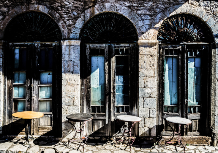 Κλειστό παραδοσιακό καφενείο