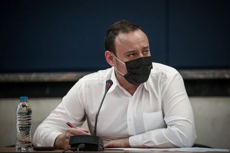 Γκίκας Μαγιορκίνης, επίκουρος καθηγητής της Ιατρικής Σχολής του ΕΚΠΑ και μέλος της Επιτροπής Εμπειρογνωμόνων