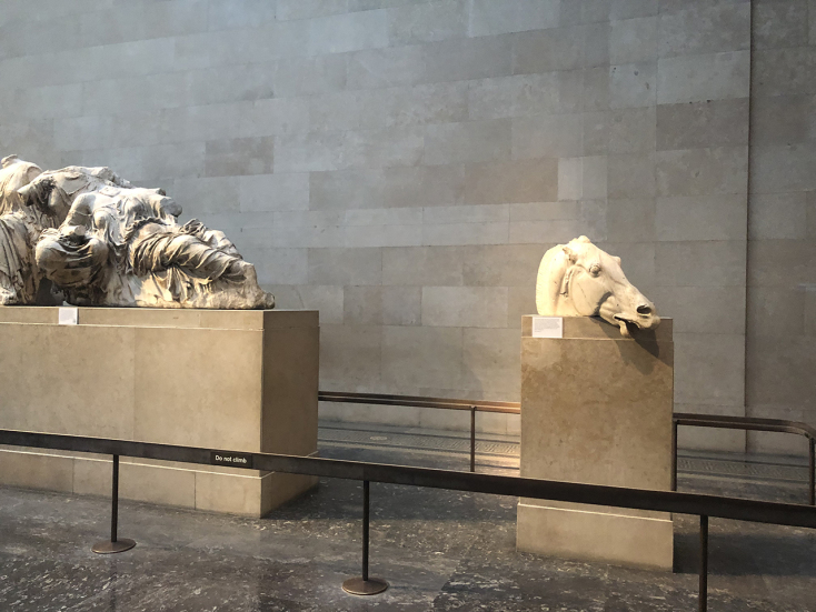 Γλυπτά του Παρθενώνα: άνοιξε ξανά η αίθουσα στο Βρετανικό Μουσείο
