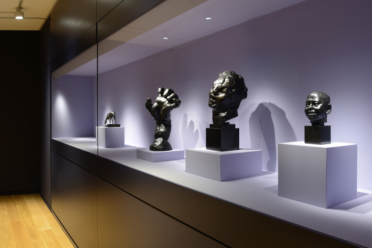 Άποψη με έργα του πρώτου ορόφου του Μουσείου Γουλανδρή 