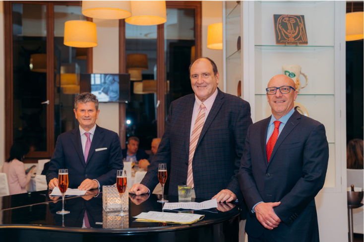 Βασίλης Μηναδάκης, Διευθυντής του Amirandes Grecotel Boutique Resort, Δημήτρης Καλαϊτζιδάκης, Grecotel Operations Director και Στέφανος Κάλης, Καθηγητής στο Χάρβαρντ στον τομέα Ιατρικής και Δημόσιας Υγείας