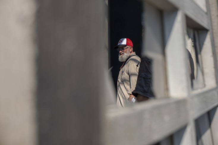 Ο σκηνοθέτης Γρηγόρης Καραντινάκης στα γυρίσματα της ταινίας Σμύρνη μου Αγαπημένη