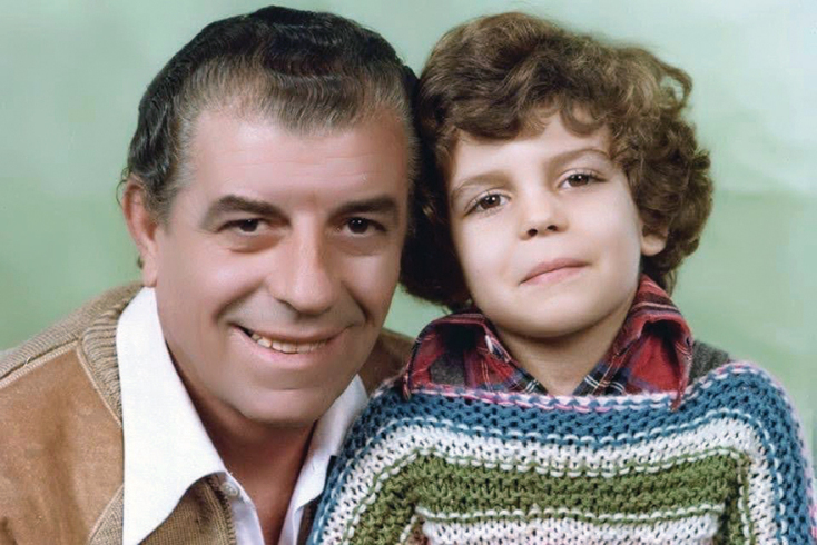 Γρηγόρης Μπιθικώτσης, πατέρας και γιος