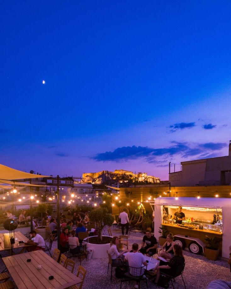 5 στέκια που έχουν ακόμη καλοκαίρι