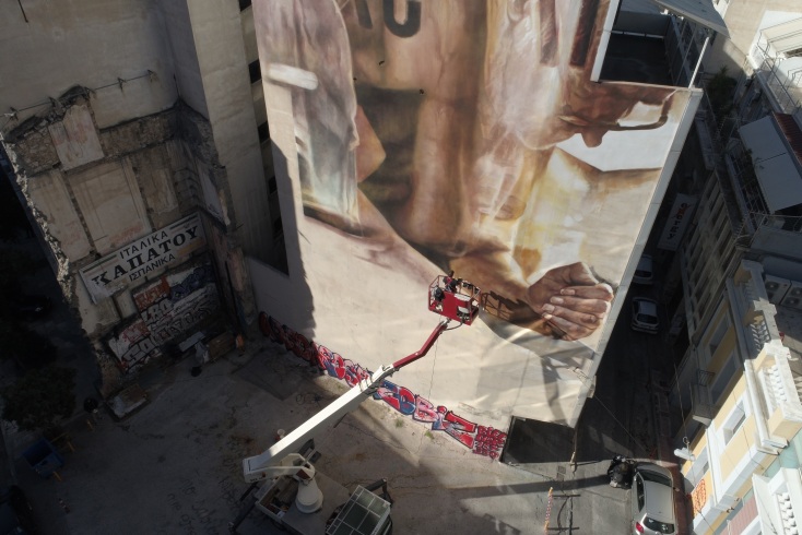 Τοιχογραφία του Guido Van Helten στα Εξάρχεια