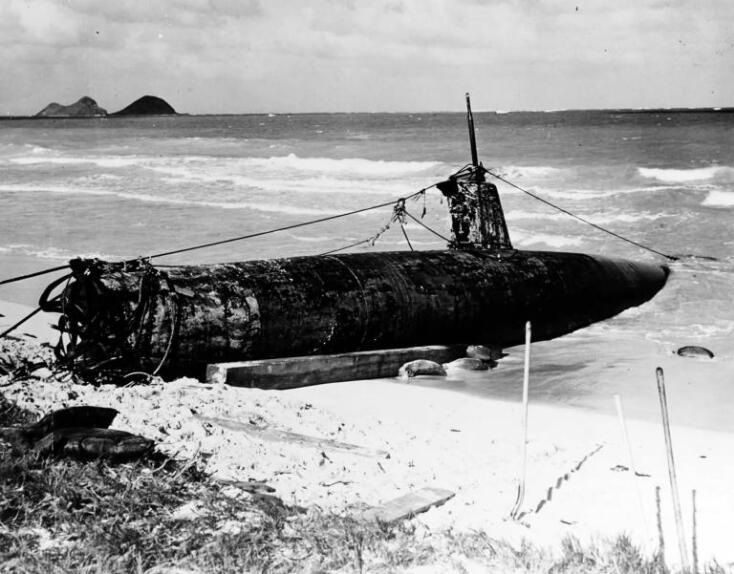 ha-19_oahu_beach.jpg
