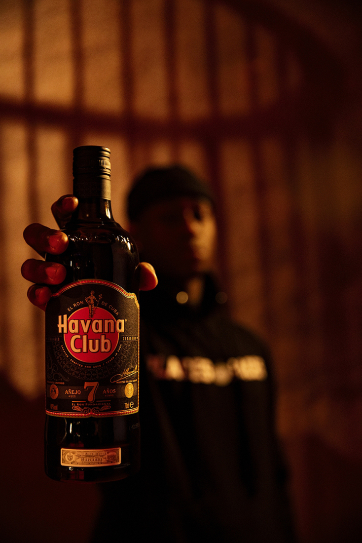 Beyond ATH: Το Havana Club κινηματογραφεί τον Kareem Kalokoh και τη μουσική του σε ένα ταξίδι στους δρόμους του κόσμου.
