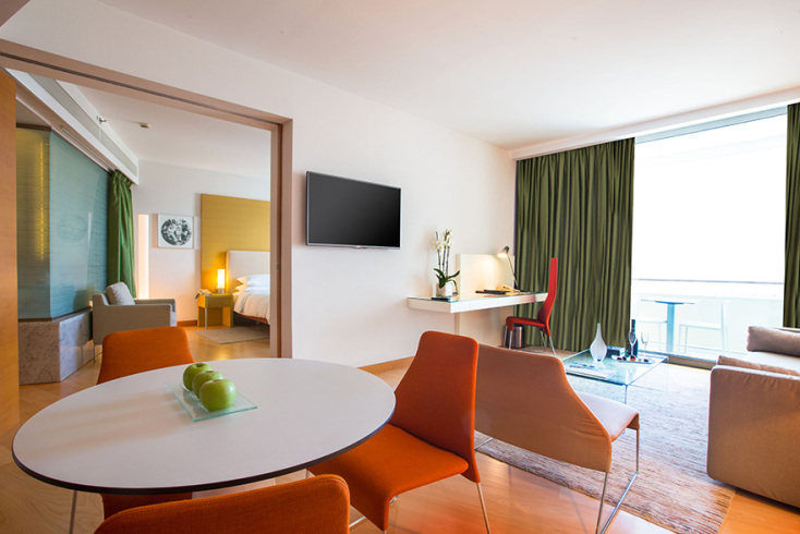 Εορταστική προσφορά διαμονής στο Hilton Αθηνών 