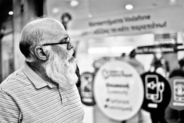 &nbsp;© ΓΙΑΝΝΗΣ ΟΙΚΟΝΟΜΟΥ. Τελικά, τι παίζει με τους χίπστερς;