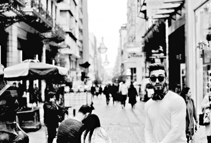 &nbsp;© ΓΙΑΝΝΗΣ ΟΙΚΟΝΟΜΟΥ. Τελικά, τι παίζει με τους χίπστερς;