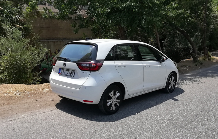 Υβριδικό Honda Jazz e:HEV: οικονομία, ευρυχωρία και πρακτικότητα 