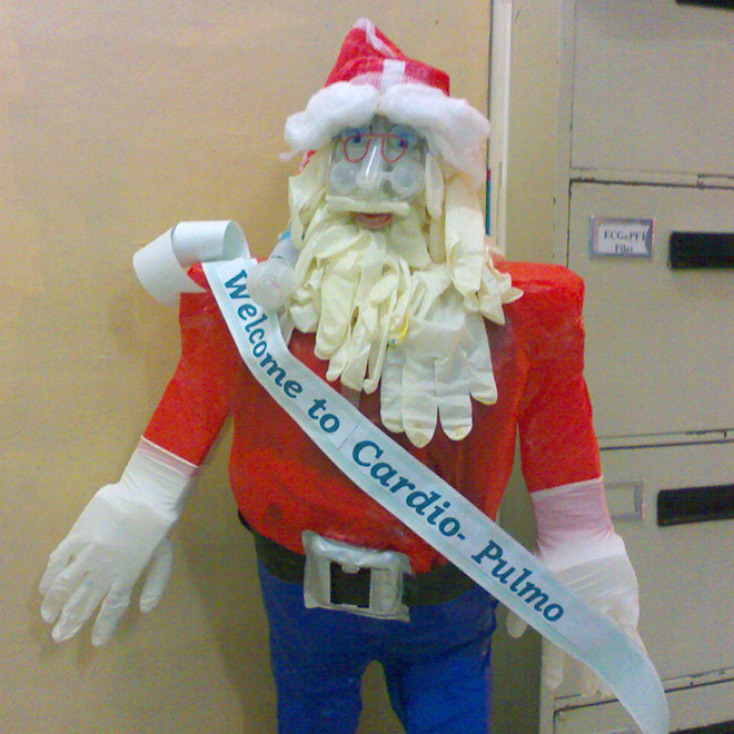 hospital-christmas-decorations8.jpg
