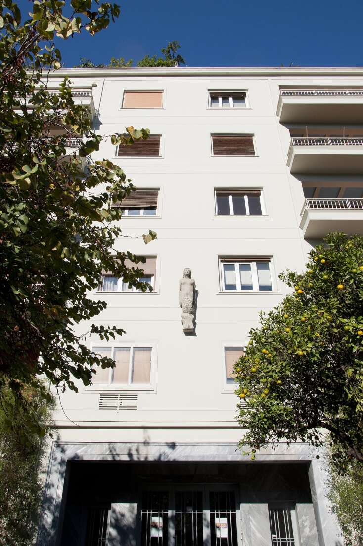 H έδρα του Ιδρύματος Μιχελή στην «πολυκατοικία με τη γοργόνα» που σχεδίασε ο Παναγιώτης Μιχελής, στη Λεωφόρο Βασιλίσσης Όλγας 79