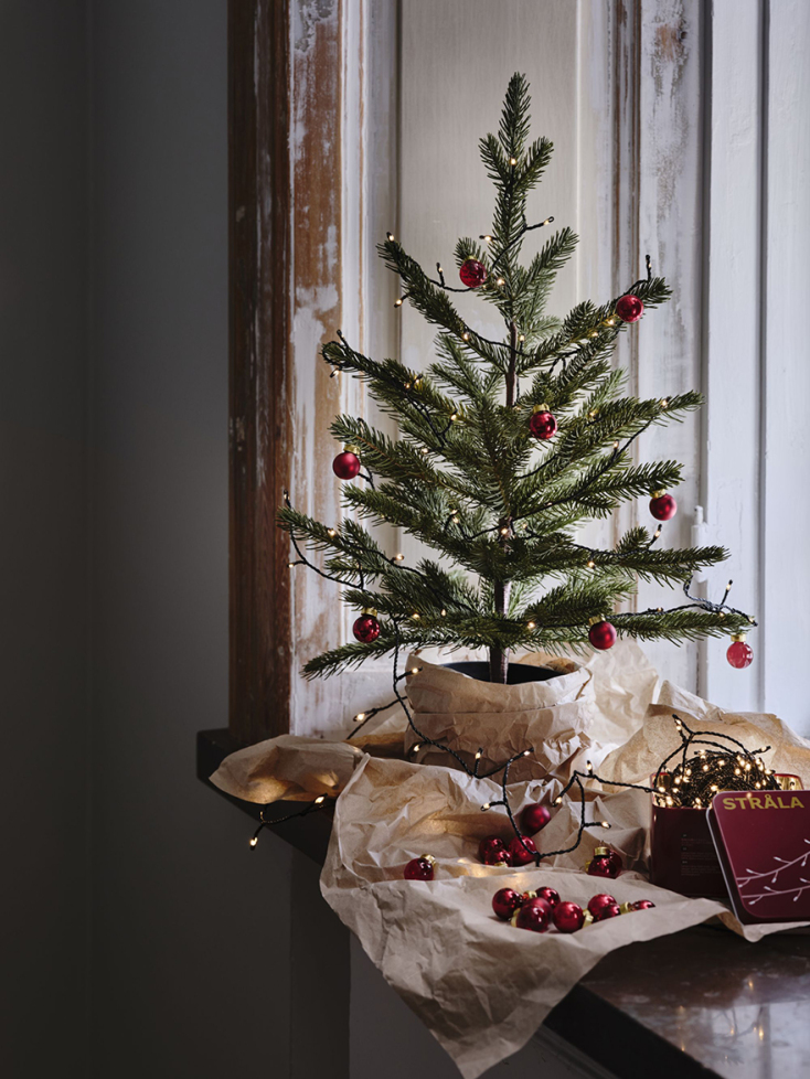 Ανακαλύψτε τα στα καταστήματα ΙΚΕΑ και στο IKEA.gr αντλήστε ιδέες και έμπνευση για να ζεστάνετε και να ομορφύνετε τον χώρο σας.