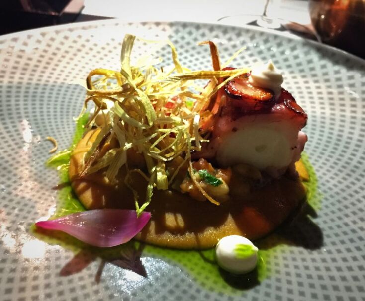 MFlavours: Υψηλή γαστρονομία και θέα από ψηλά στο Σύνταγμα