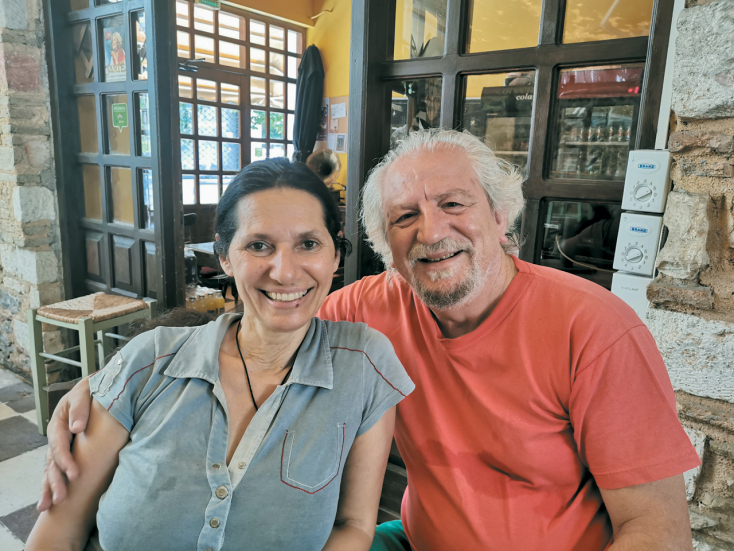 Η Λενιώ και ο κ. Γιάννης Γαλανόπουλος πήραν στα χέρια τους τη Μεταξού πριν από 11 χρόνια