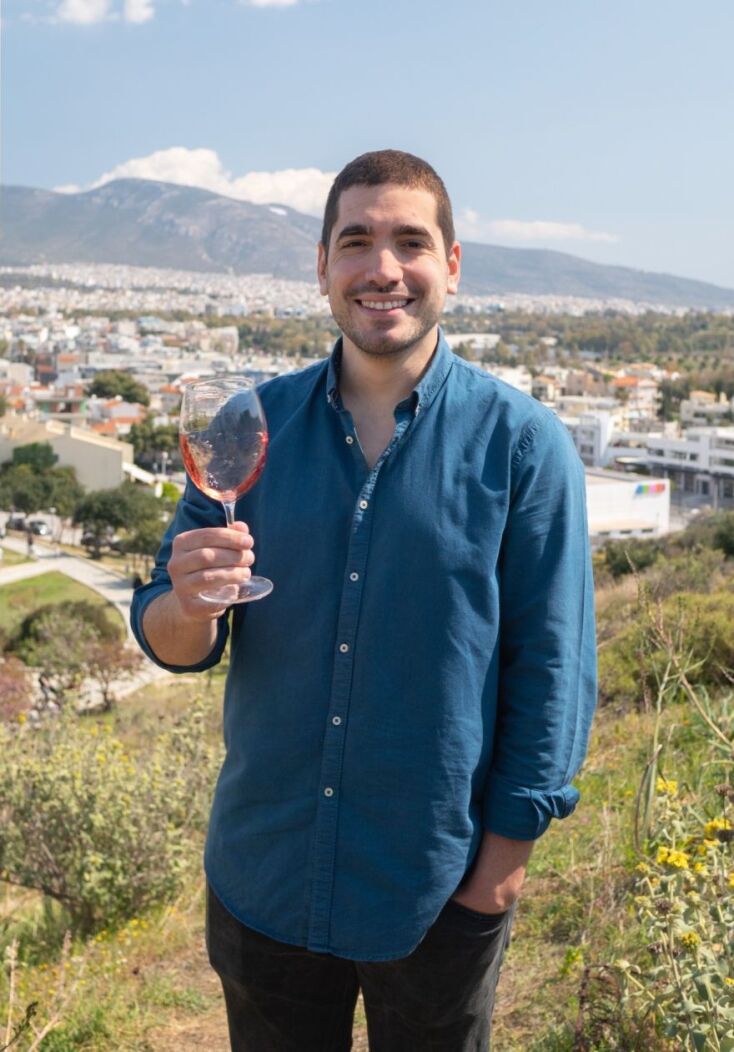 O wine expert Δημήτρης Σπυριδάκος