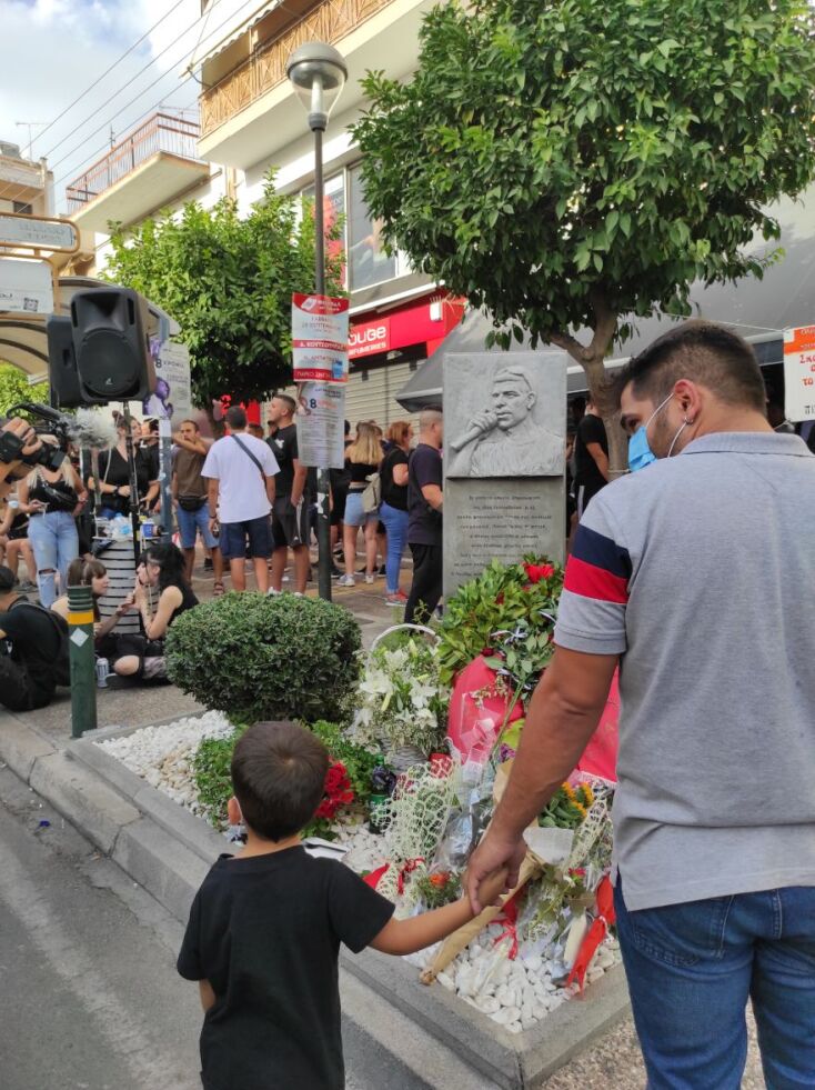 Εικόνες από το σημείο που δολοφονήθηκε ο Παύλος Φύσσας 