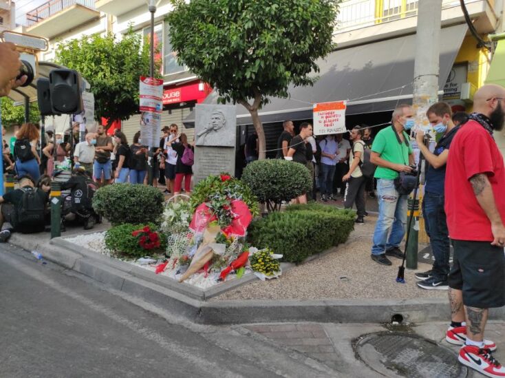 Εικόνες από το σημείο που δολοφονήθηκε ο Παύλος Φύσσας 