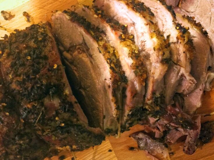 Ο Δημήτρης Ξανθούλης μας δίνει τη συνταγή για το τέλειο ψητό χοιρινό