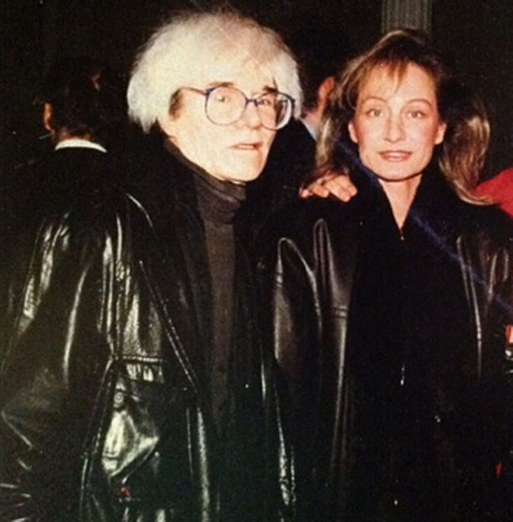 Άντι Γουόρχολ, Μάρα Καρέτσου