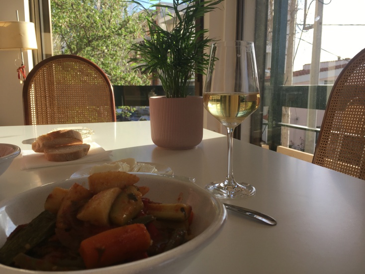 Monsieur Minimal - Μένουμε σπίτι