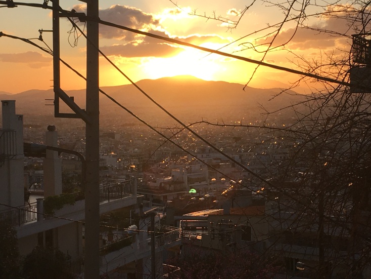 Monsieur Minimal - Μένουμε σπίτι