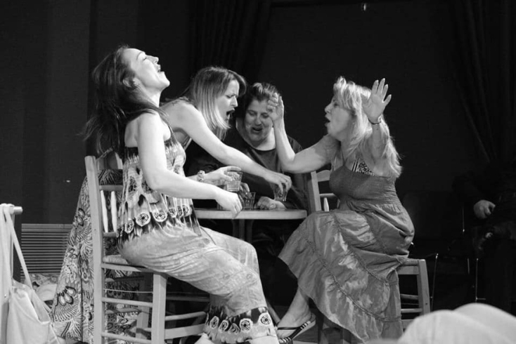 Σίρλεϋ Βαλεντάιν, Θέατρο Έναστρον