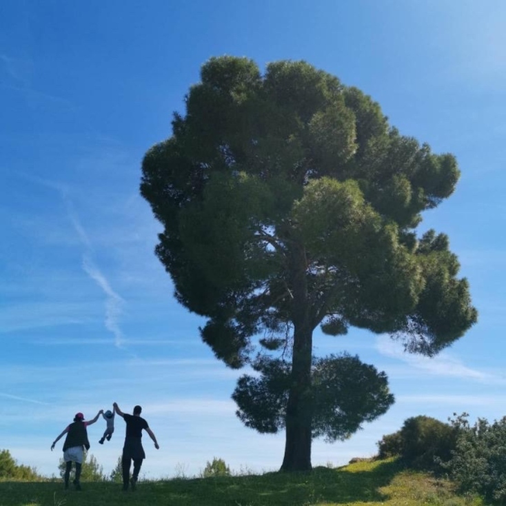 #menoumespiti με την Athens Voice: Η Μόνικα μένει σπίτι εν μέσω πανδημίας κορωνοϊού