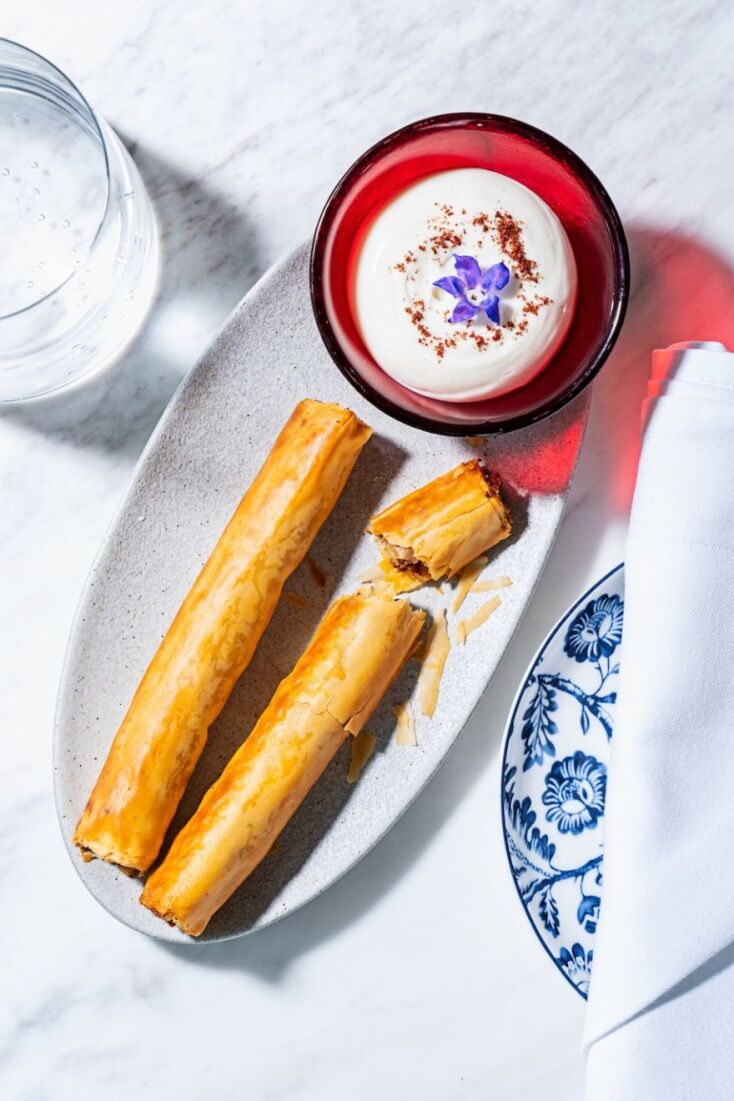 Μουσακάς με αρνί τυλιγμένο σε φύλλο 