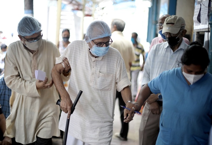 Ινδία - Υποβασταζόμενος ασθενής