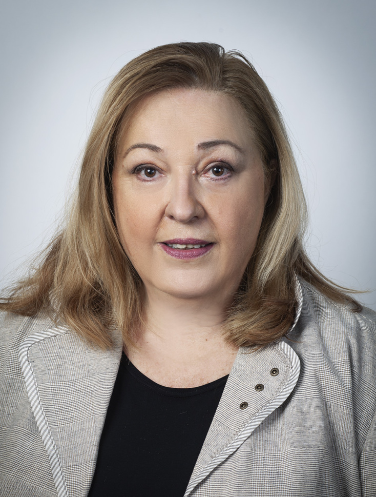 Η εκπαιδευτικός Ιωάννα Ντίνου