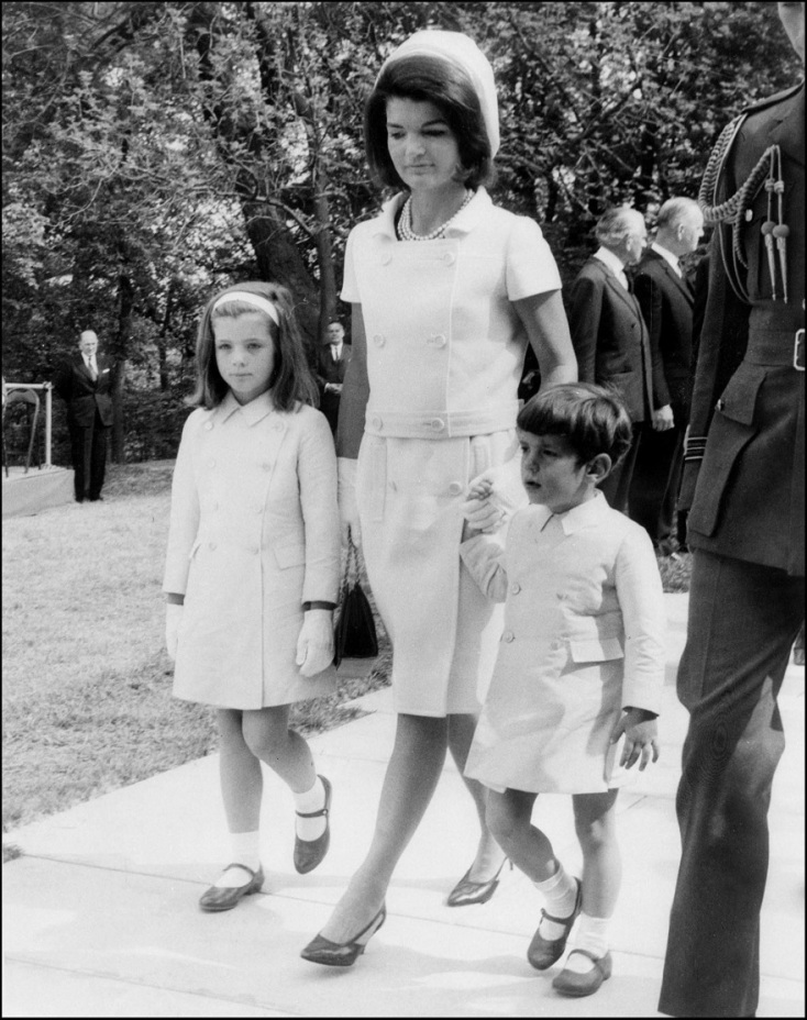 Η Jackie Kennedy, 1963 ©EPA/ STF