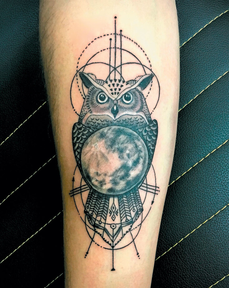 john-barouxis-geometric-owl-tattoo.jpg