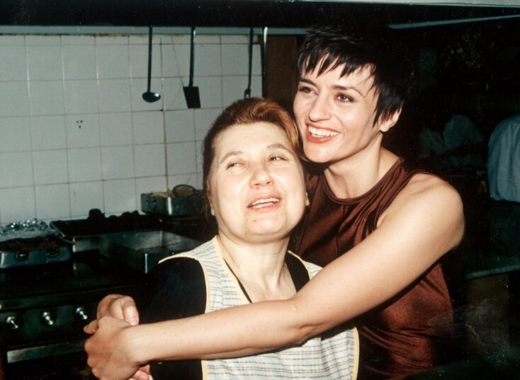 Kakia Liakopoulou - kariofyllia Karabeti